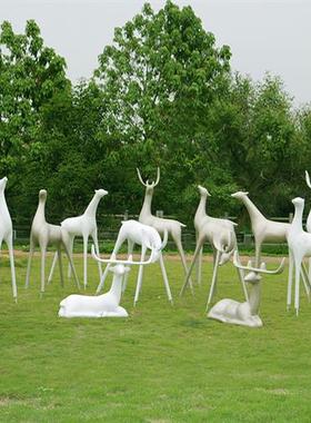 户外玻璃钢抽象白鹿雕塑公园林景观仿铜鹿摆件售楼部小区庭院造景