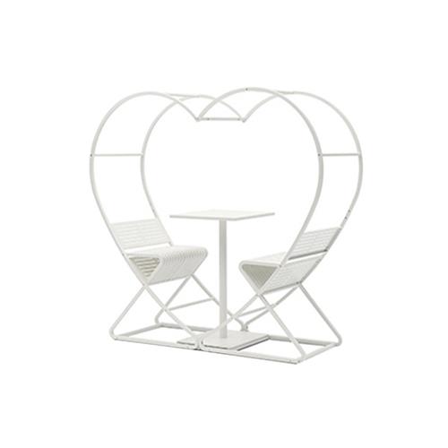 巴厘岛网红鸟巢秋千爱心形卡座网红布置婚纱拍照打卡道具户外秋千