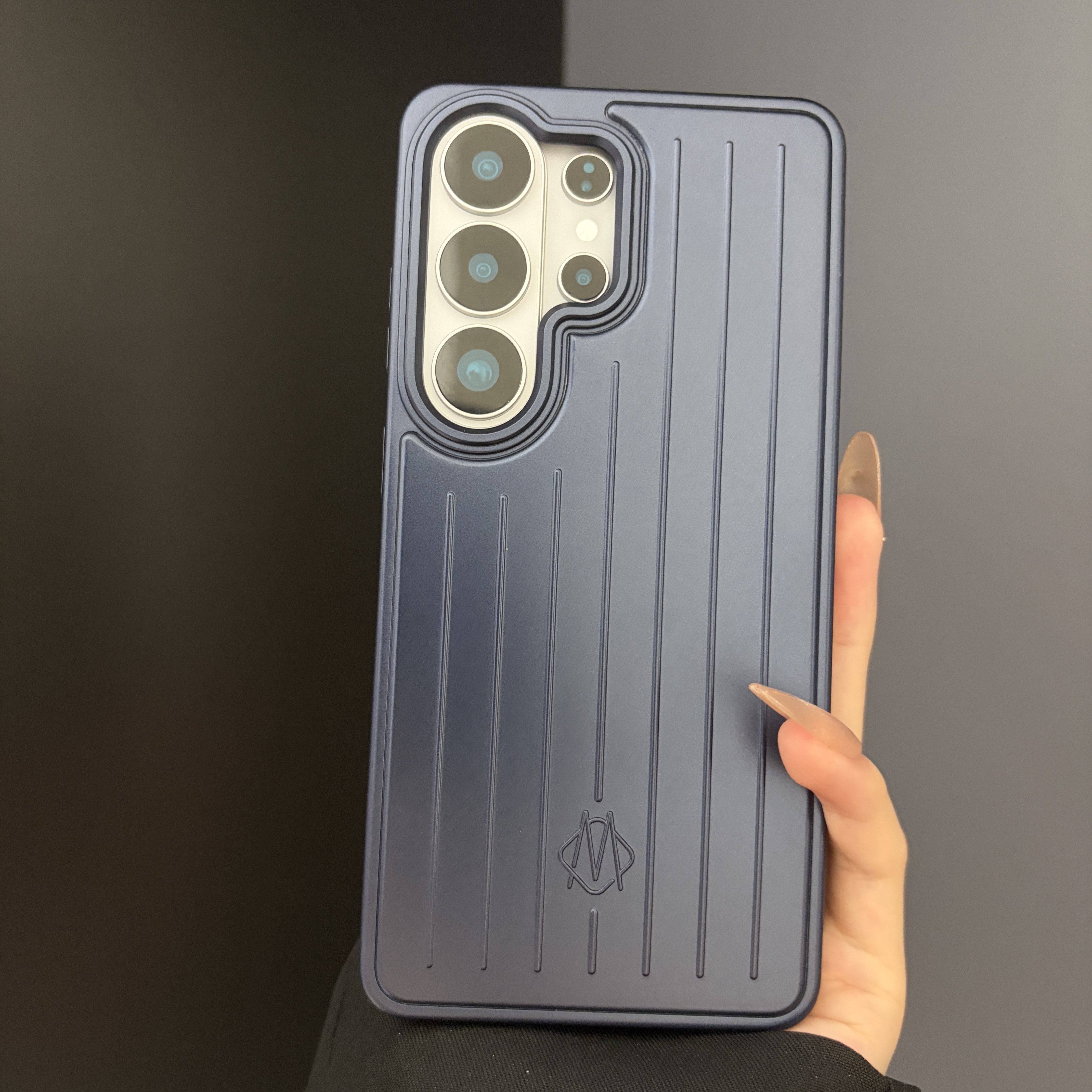 适用三星GalaxyS26Ultra手机壳新款海军蓝肤感磨砂日默