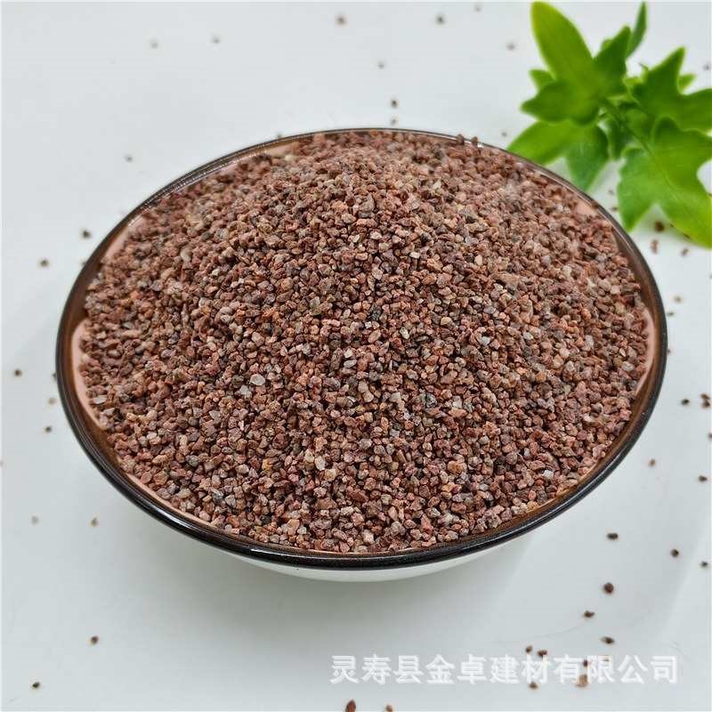 供应过滤水族造景天然彩砂沙滩瓷砖烧结彩砂10-20W目厂家现货