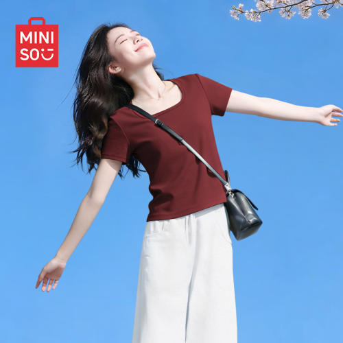 名创优品u领显瘦正肩短袖T恤女