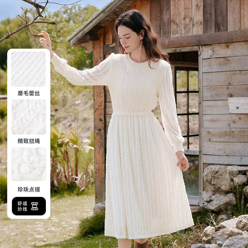 betu百图南法度假风蕾丝连衣裙女2025年冬季新款独特好看针织裙