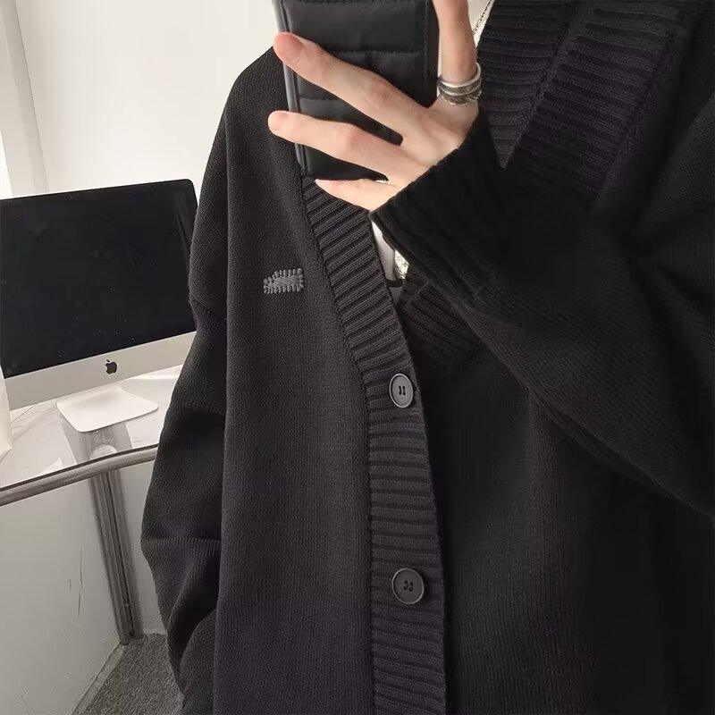 V领针织毛衣男宽松开衫卫衣日系潮牌情侣休闲毛衣513AKS222149,男装针织衫/毛衣,星座513A