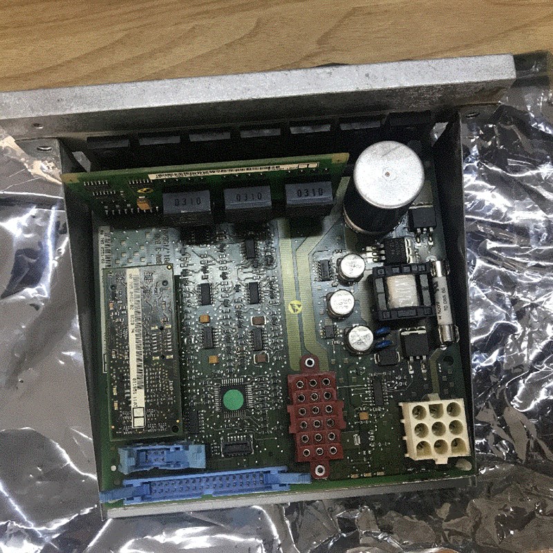 LTM30b0-4 00.785.0551/02海德堡PM74印刷机水棍水辘驱动电路板