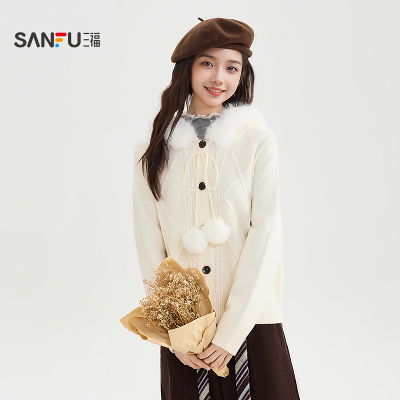 三福开衫披肩2025冬季小标装饰毛绒连帽宽松毛衣上衣女装511317