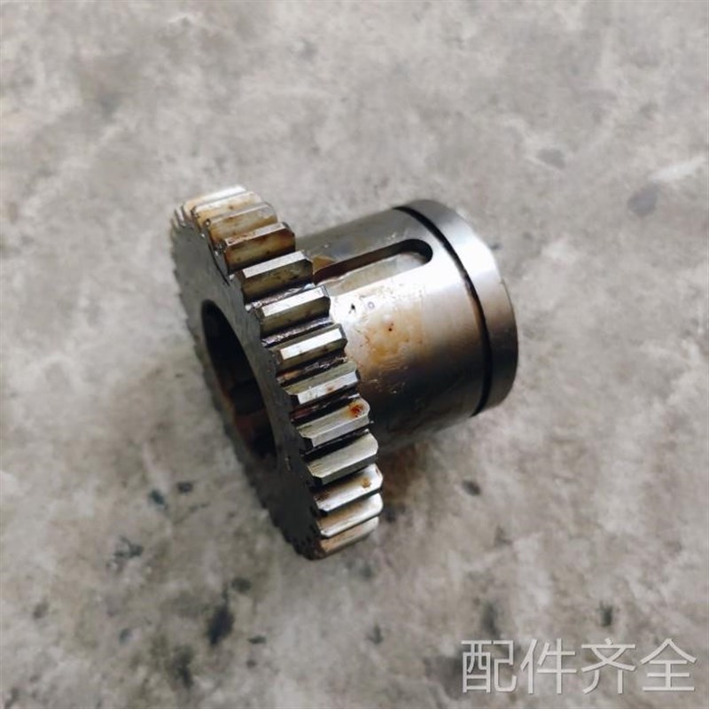 机床配件大连机床CKA6150 CKE6150数控车床配件L20709齿轮Z32/8-4
