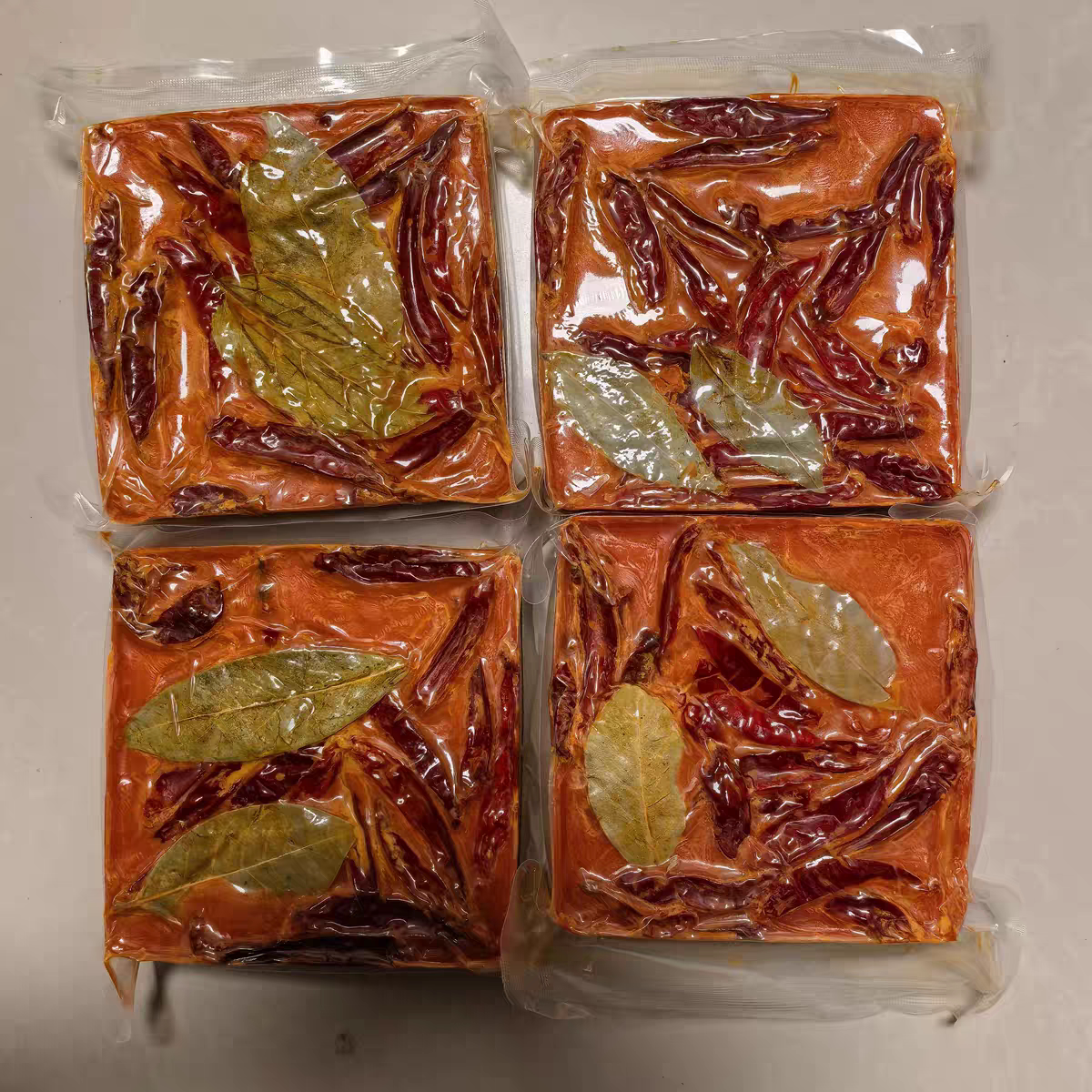 君辉手工牛油火锅底料500g四川特产成都麻辣味牛油火锅冒菜调料