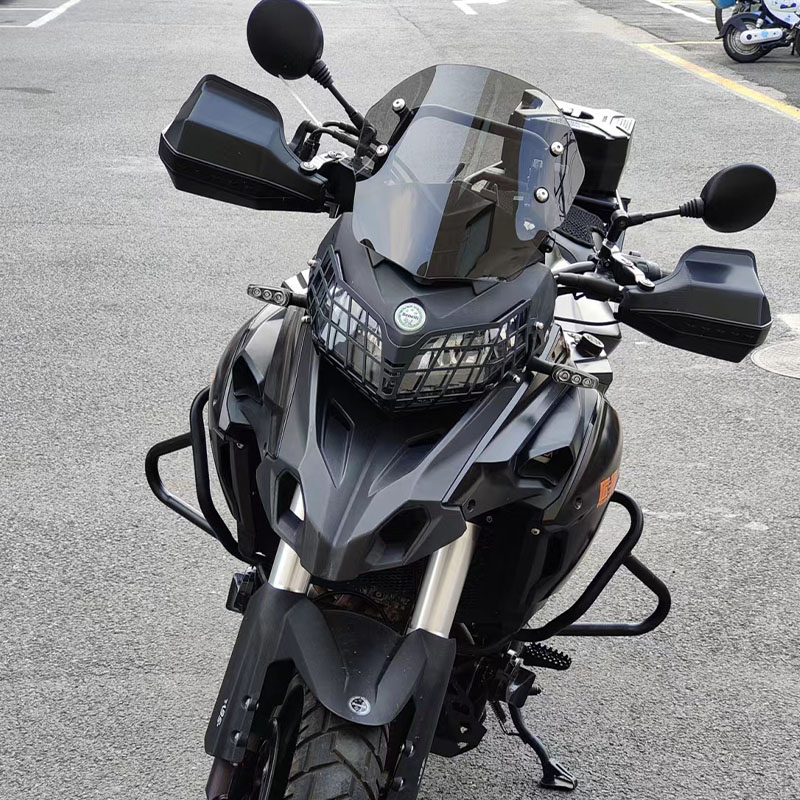 适用于贝纳利金鹏502 502X骁500挡风玻璃改装降S低V风挡护胸小挡