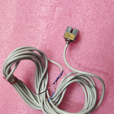 28417K/三菱扶梯感应光电/TL-G3D-3/OMRON三菱T自动扶梯减速传感