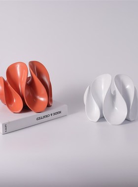 轻奢现代家居客厅电视柜玄关酒z柜办公室装饰品招财摆件树脂工艺