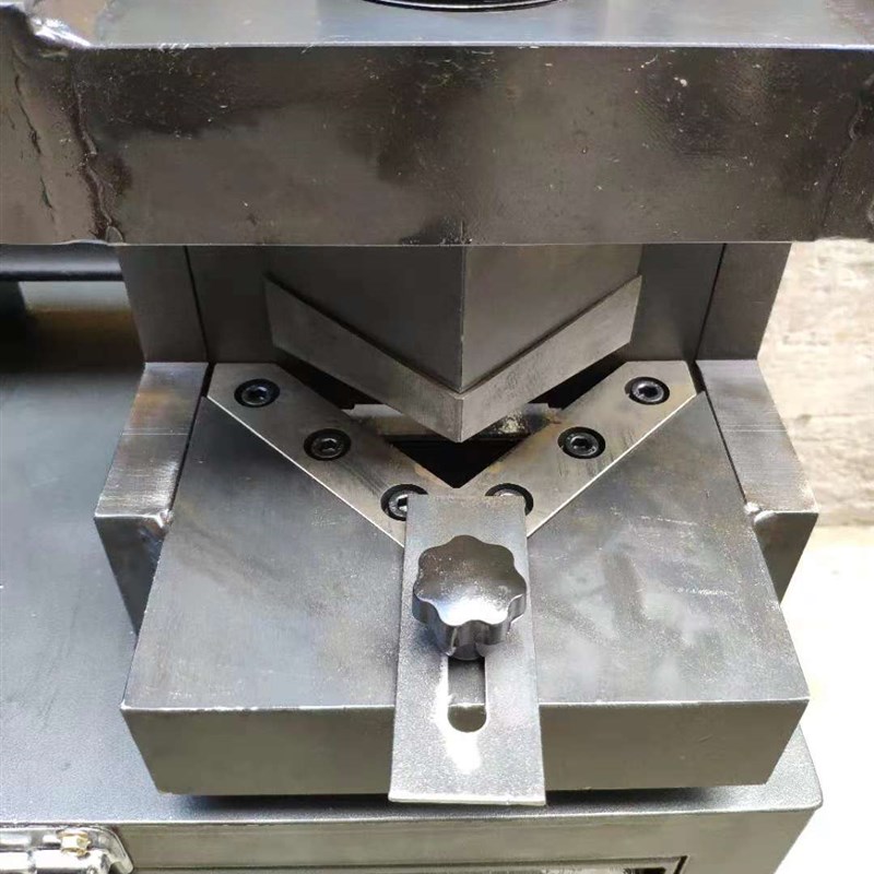 法兰角钢加工机3-6号角铁冲孔 切断 折弯 切三角倒角多功能加工机