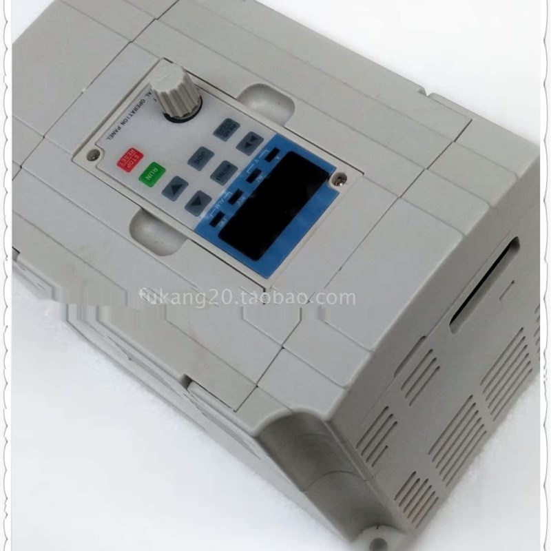 单进三出变频器 110V三相变频器 0.75KW电主轴电机专用变频调速器