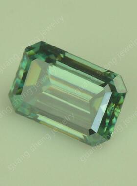 原色绿色车平祖母绿形切碳化硅莫桑钻裸石倒角长方深绿色莫桑石