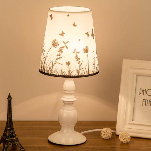 欧式台灯卧室床头灯创意简约现代小夜灯浪漫温馨喂奶调光布艺台灯