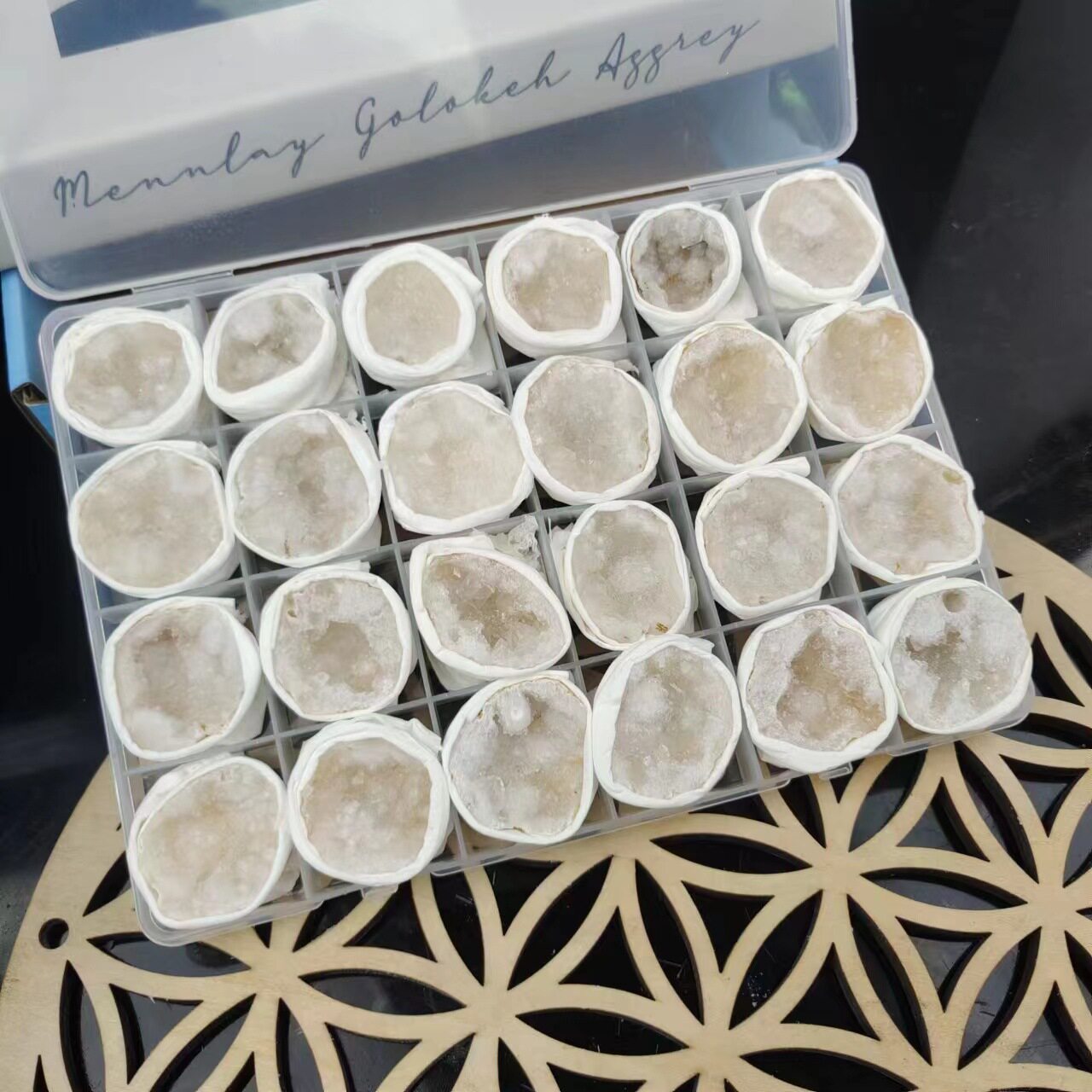 摩洛哥白水晶晶洞装饰品桌面小摆件精品装