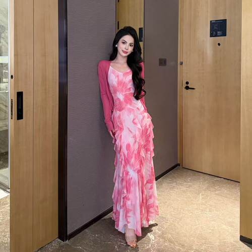 夏季新款温柔气质飘带仙女度假旅游女神裙吊带裙+开衫