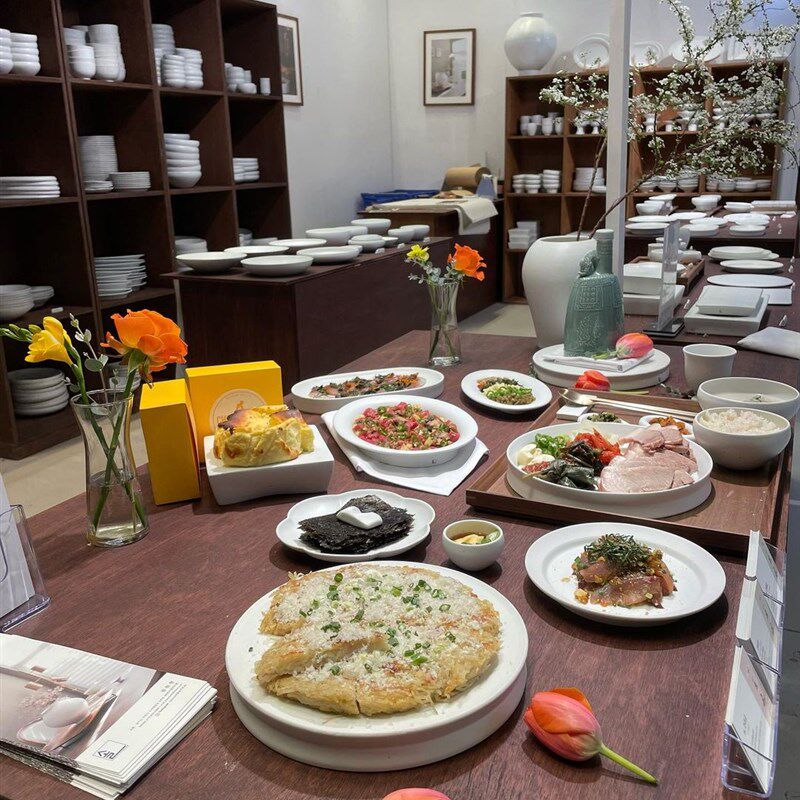 韩国直邮代d购honeyjubu同款高档手工白陶瓷餐具汤饭面高脚碗盘碟