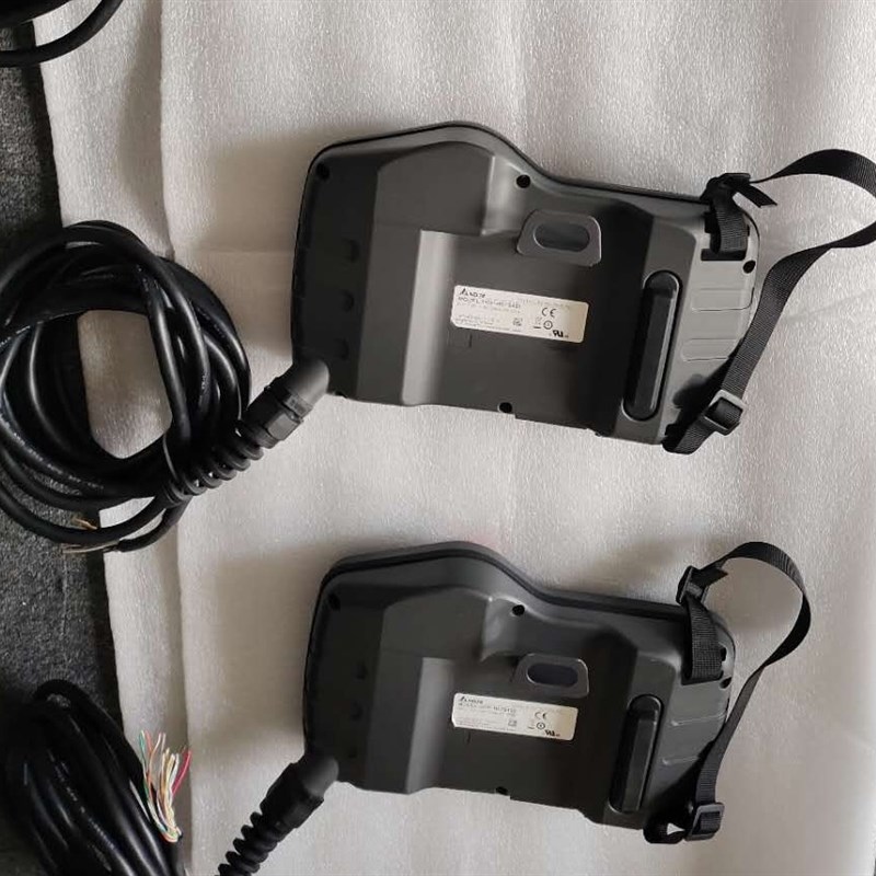 极速台达示教器 DOP-H07S425 L 议价商品  价格优惠
