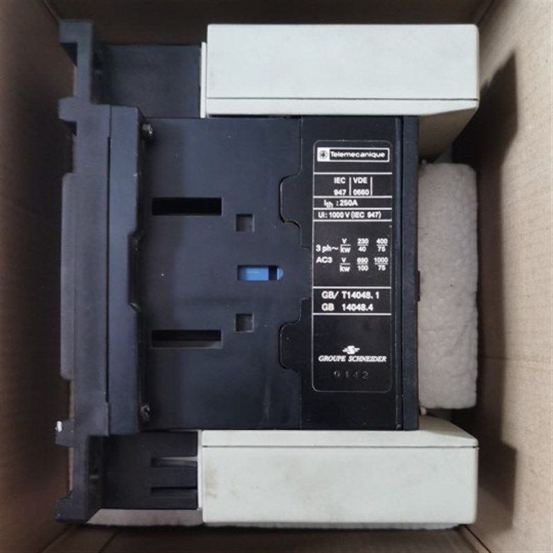 Tesys LC1D15000M5C交流接触器220V 50HzK 75KW -380V现货实拍库