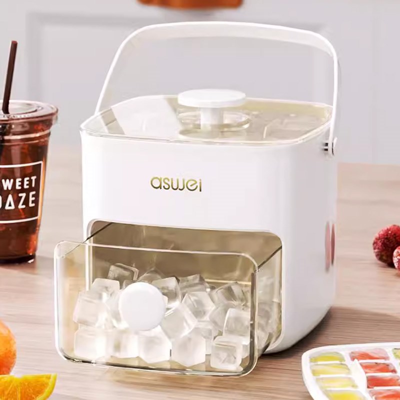 自制冰块模e具冻冰格冰盒子做冰球神器家用食品级按压的大容量储