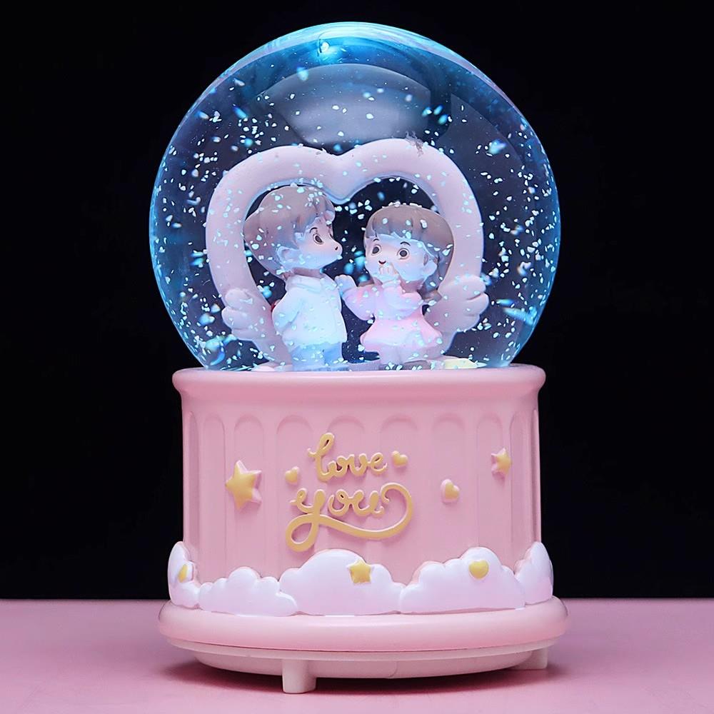 彩灯飘雪花浪漫爱心婚礼情侣玻璃水晶球音乐盒七夕节老婆生日礼物