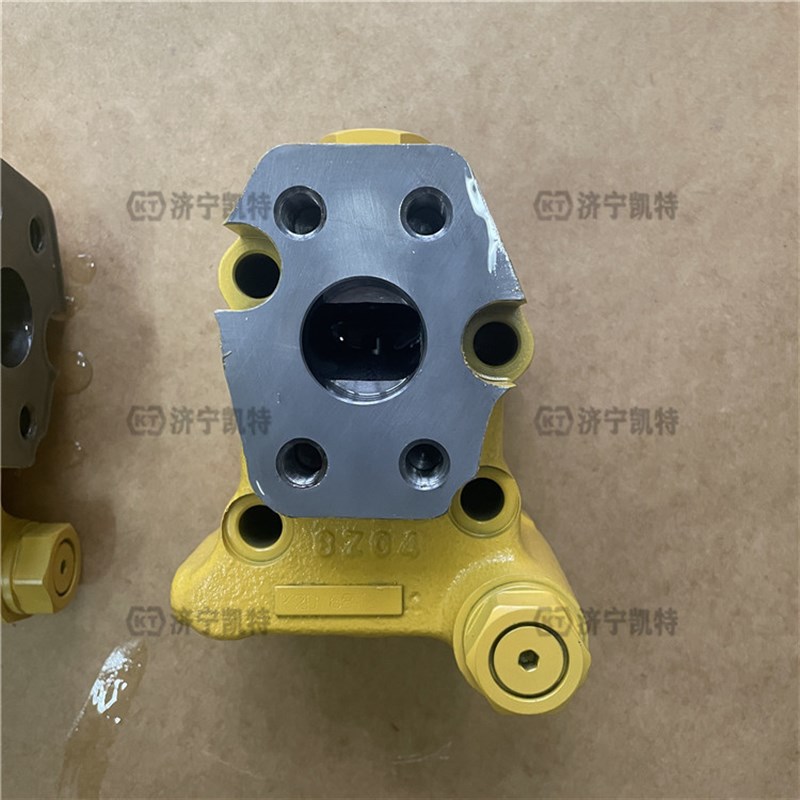 723-40-82501/82500大臂保持阀 下降锁阀 挖掘机PC200/220配件