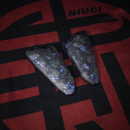 春风ZEEHO极核电动车AE8改装锻造F哑光蓝箔碳纤维原厂外壳后脚踏