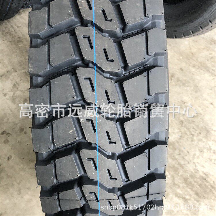 厂家直销虎运卡客车轮胎1100R20前四后八真空轮胎 11.00R20