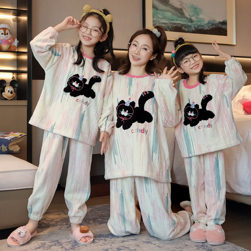 女童保暖睡衣秋冬法兰绒卡通束口