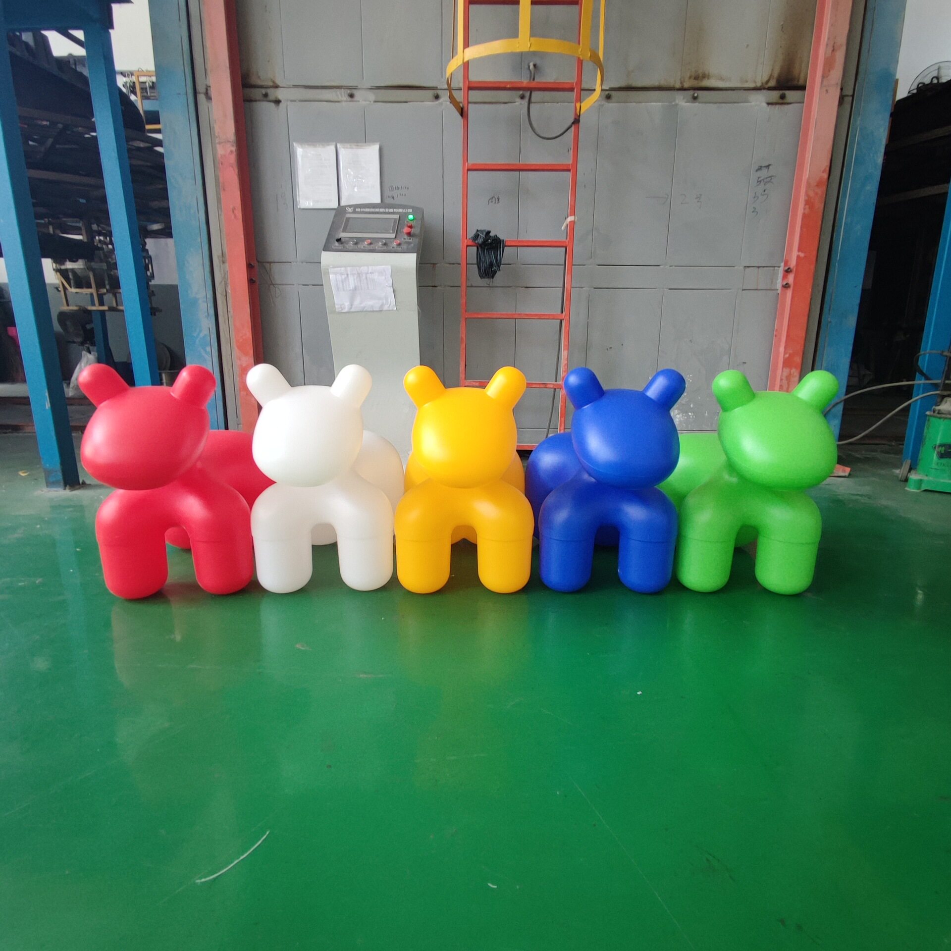 塑料小马带轮玩具家私摆件塑胶小马pe可带音乐多功能儿童玩具