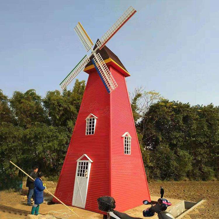 商业街步行街防腐木工程网红人气引流景观小品荷兰电动旋转风车
