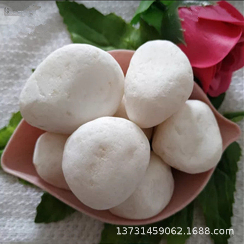 厂家批发雪花白3-5cm机制水磨白色鹅卵石水洗白石子透水地坪用