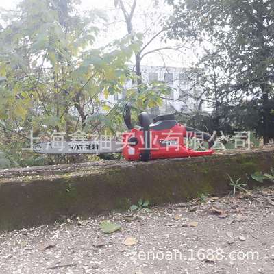 亚特YT4388锂电充电式40V户外无线无声油锯锂电伐木上山砍树机