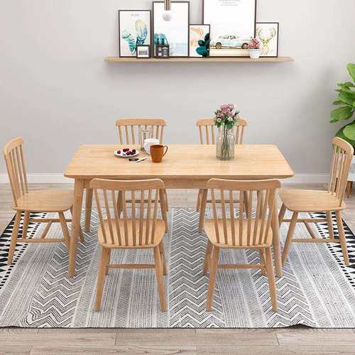 北欧风实木餐桌椅组合现代简约小户型家用原木色长方形吃饭桌子