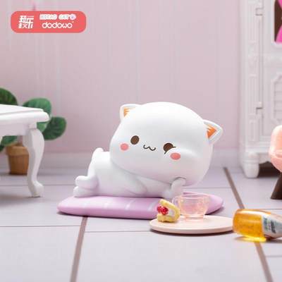 Genuine peach cat blind box 2nd generation let love first s