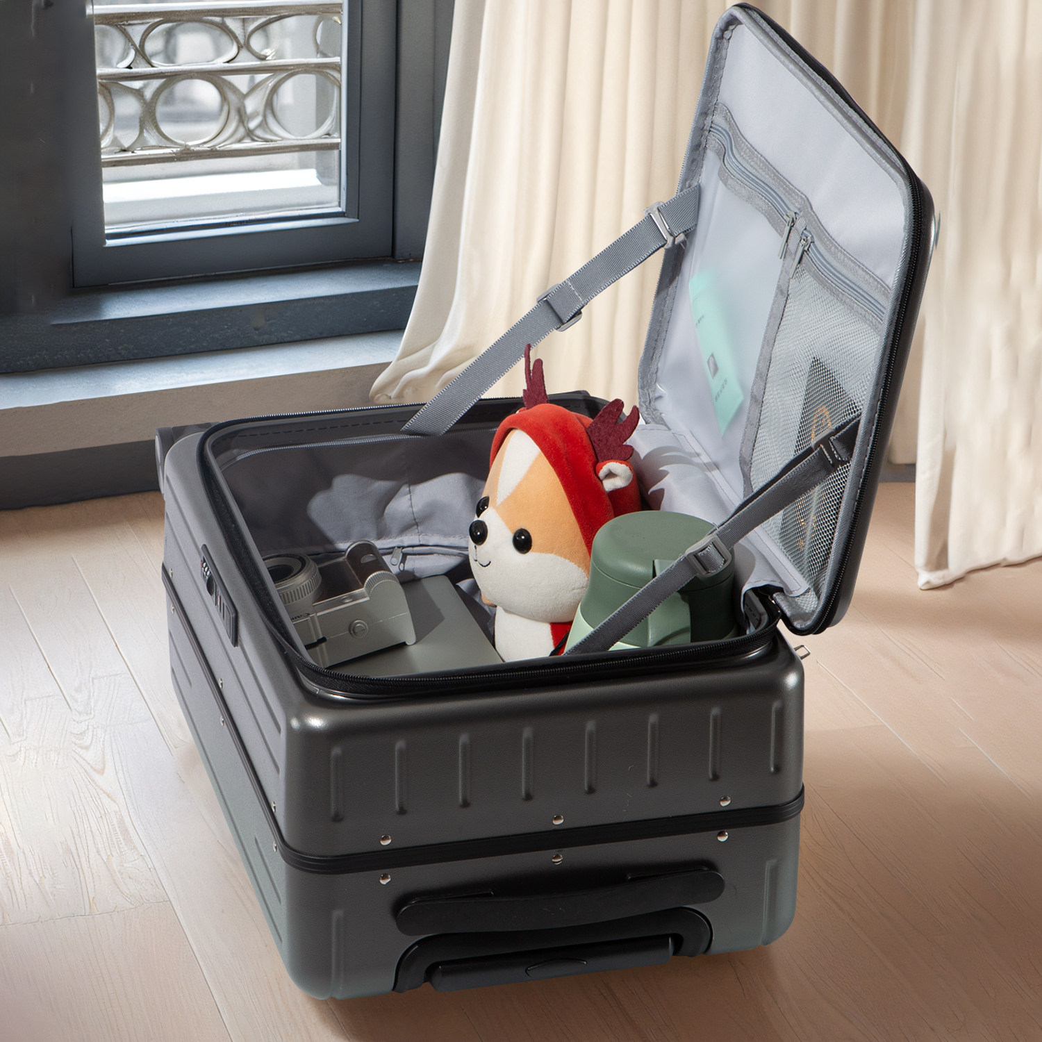 PC拉杆箱万向轮侧开深仓多功能