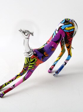 彩色动物狗杜宾j犬欧美创意摆件现代家居办公装饰品树脂工艺品摆