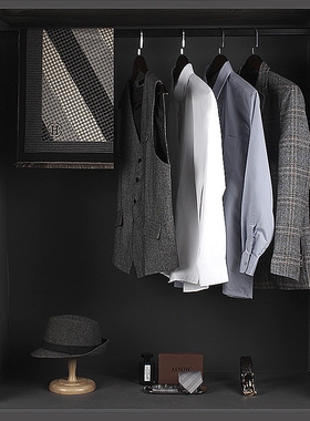 轻奢样板房间男i士衣q帽间衣柜卧室装饰品西装皮鞋摆件软装展厅陈