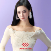 Labor 原创设计黄油奶白蕾丝立体花一字肩上衣 舒芙蕾 Love