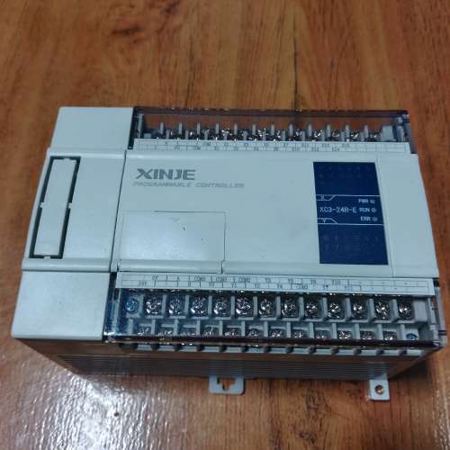 议价PLC  XC3-24R-E，功能正常，成色为实图