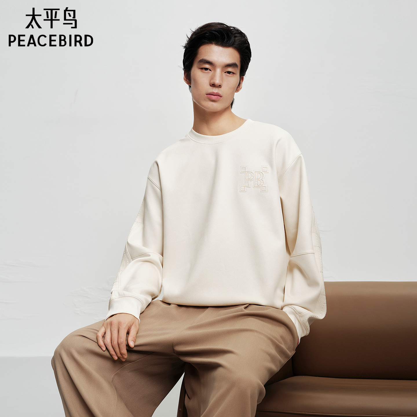 【商场同款】太平鸟男装 Daria Song 联名系列圆领卫衣B1CRF4274