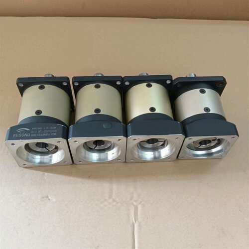 可维修KESONG减速机：KRf80一L2一20k有三台/议价