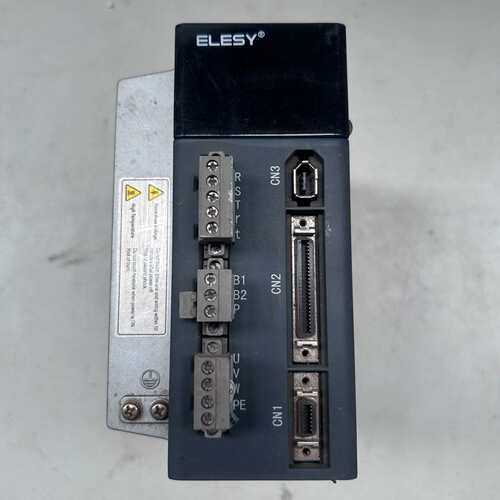 可维修ELESY伺服驱动器ESDB-030AP，成色如图议价