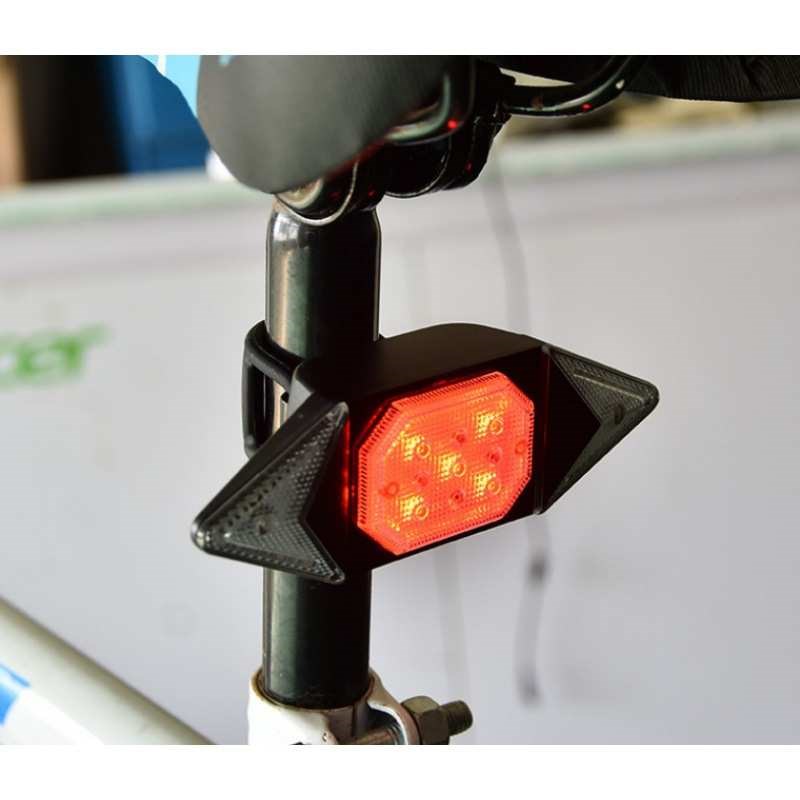 USB充电转向灯自行车无线遥控充电单车尾L灯前灯 山地车转向骑行