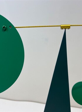 现代简约创意平衡仪摆件样板间售楼处金属几何莫V兰迪色软装摆设