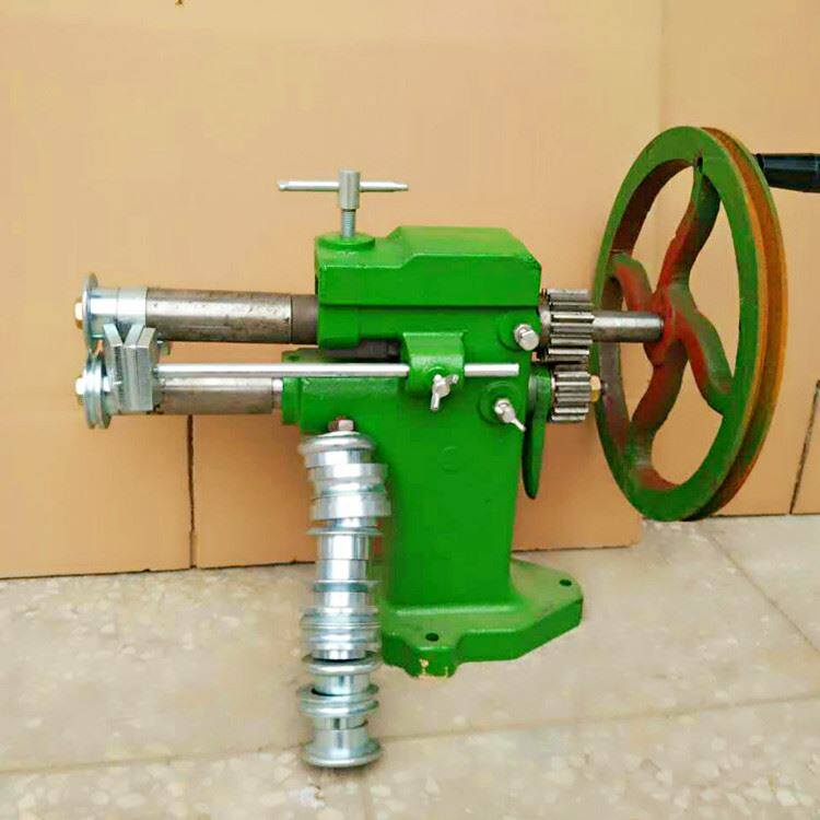 销售圆管直角翻边机 风管手动咬口机 白铁皮压边机 虾米弯头机