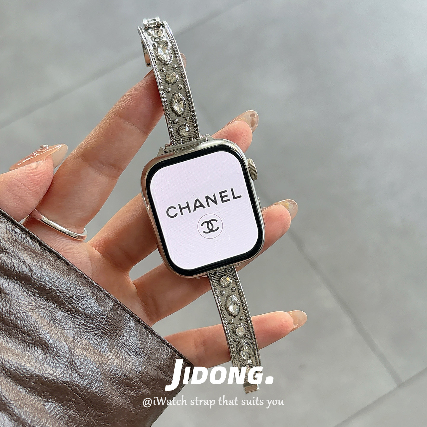 适用applewatchS11/10老钱风镶钻金属手镯表带苹果手表ultra3/2女闺蜜iwatch9/8/7/6新款夏天透气SE小众腕带