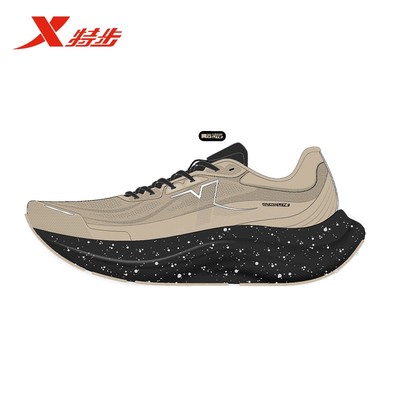 特步青云跑鞋透气运动缓震