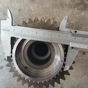 50变速箱副变速齿轮轴1条大齿34小齿3N8 M300.37.12 东方红E30