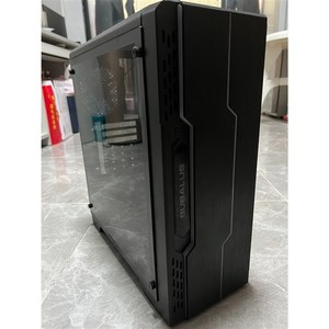 大水牛潘多拉侧透机箱,带1个发光风扇,侧透是亚U克力板的 ?一